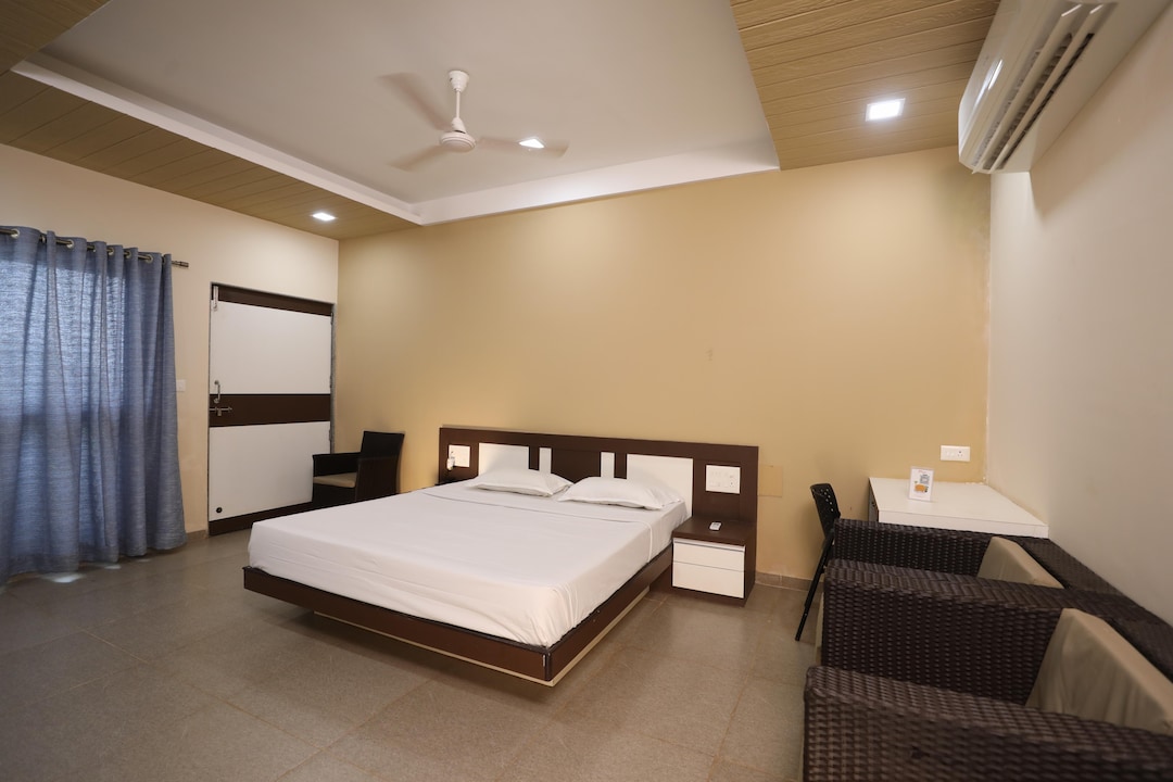 AC Deluxe Room 2